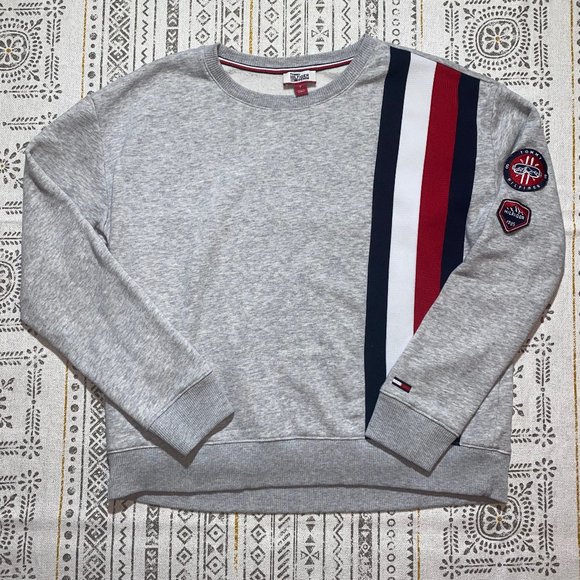 Tommy Hilfiger Women's Crew Neck Sweatshirt Medium - Picture 1 of 12